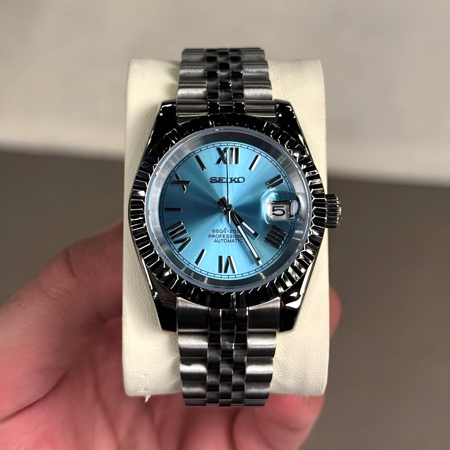 NORELA® Ocean Blue Roman Dial