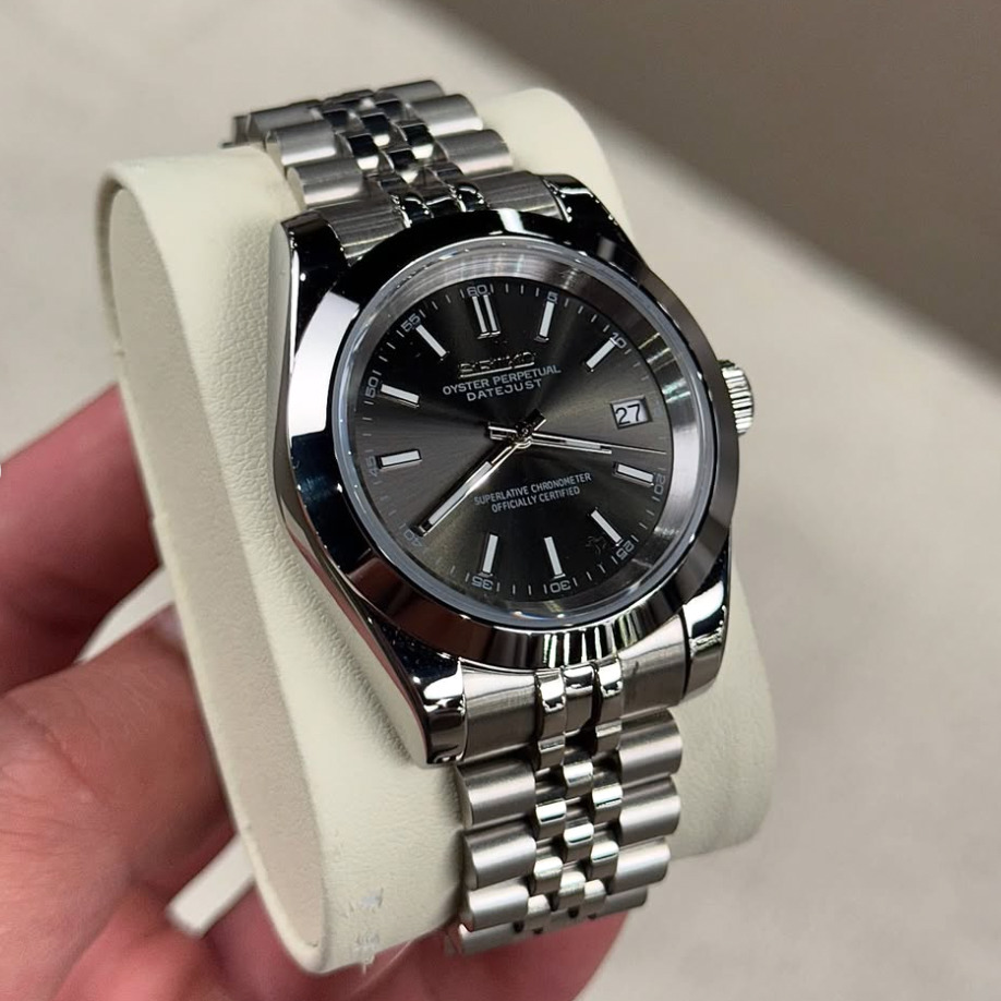 NORELA® Satin Smoke Dial