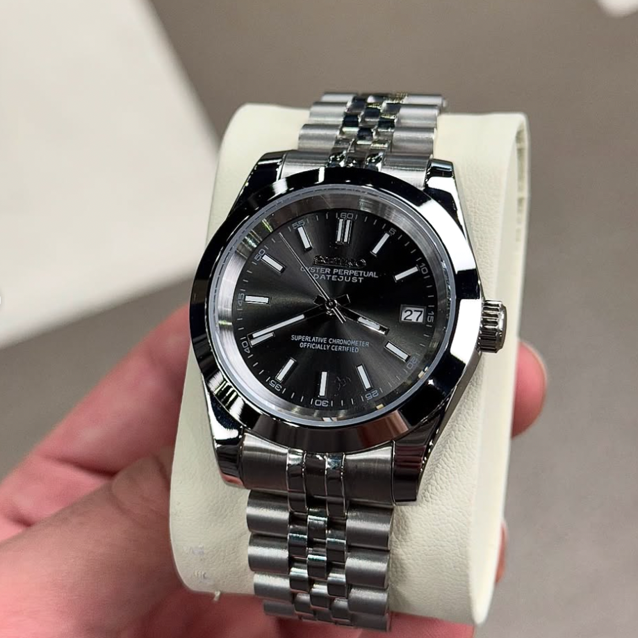 NORELA® Satin Smoke Dial
