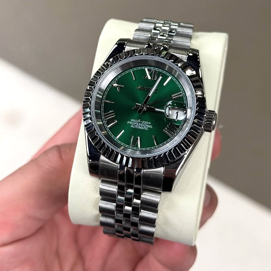 NORELA® Hulk Roman Numeral Dial