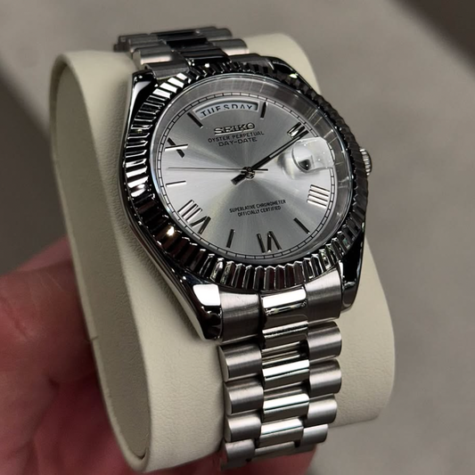 NORELA® Platinum Roman Numeral Dial